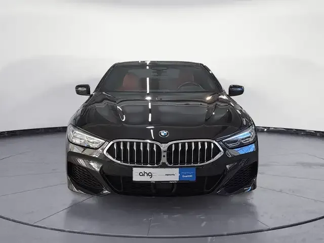 BMW 840