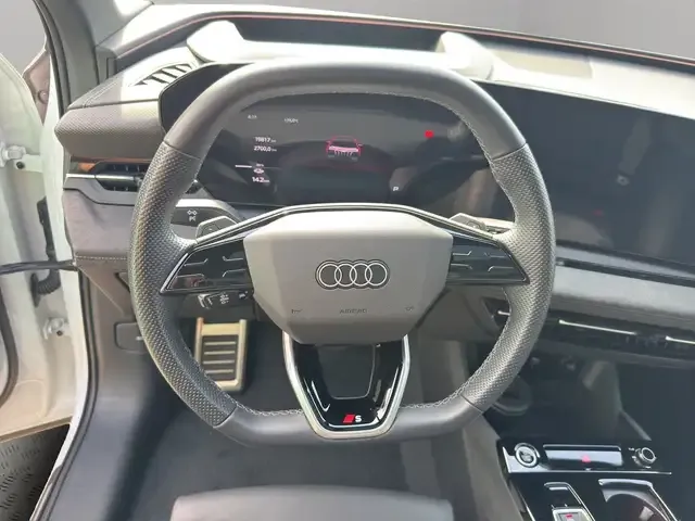 Audi Q6