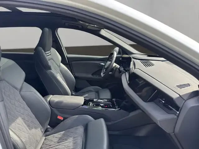 Audi Q6
