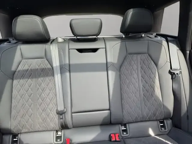 Audi Q6