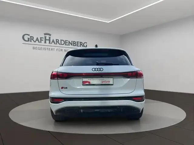 Audi Q6