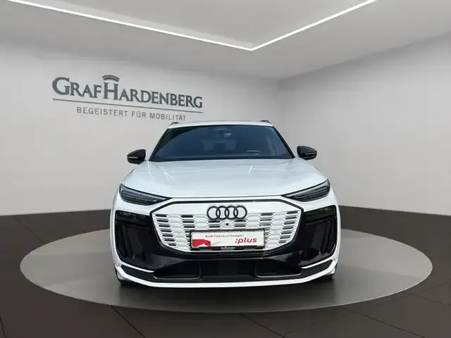 Audi Q6