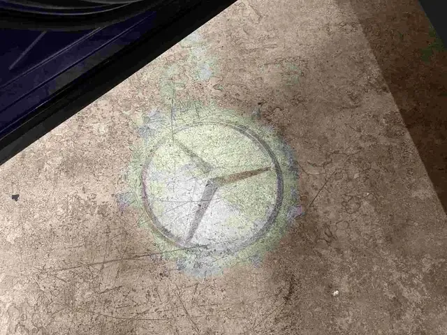 Mercedes-Benz EQB 300