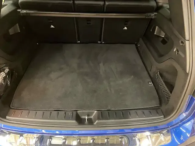 Mercedes-Benz EQB 300