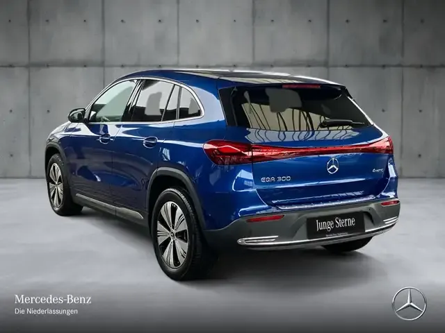 Mercedes-Benz EQA 300