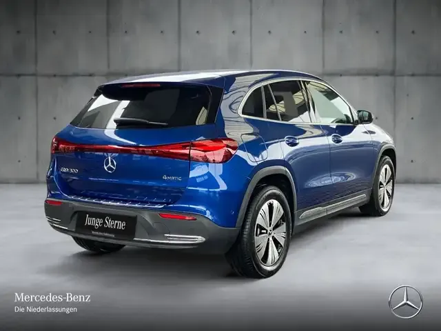 Mercedes-Benz EQA 300