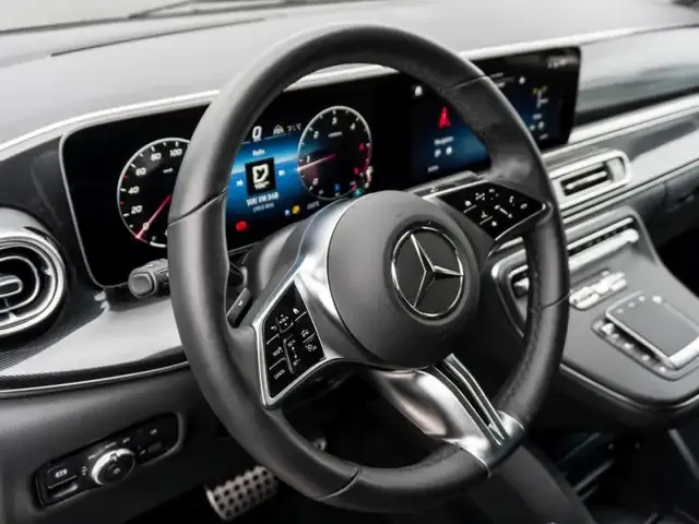 Mercedes-Benz V 250