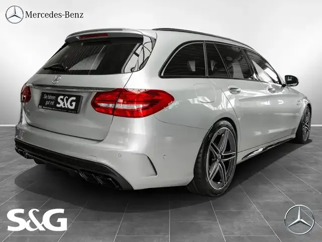 Mercedes-Benz C 63 AMG