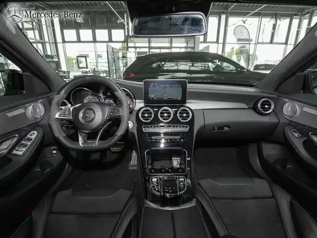 Mercedes-Benz C 63 AMG