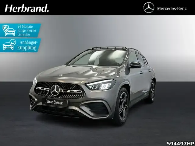 Mercedes-Benz GLA 200