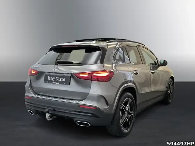 Mercedes-Benz GLA 200