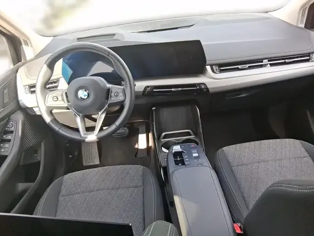 BMW 223