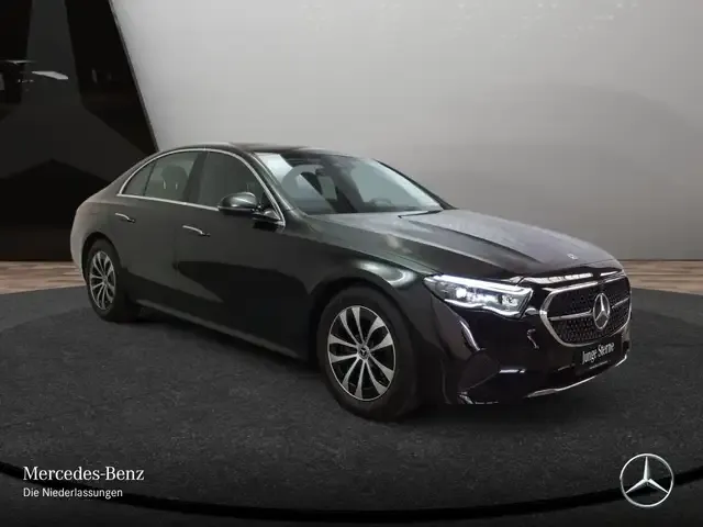 Mercedes-Benz E 220