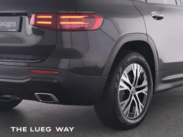 Mercedes-Benz GLB 200