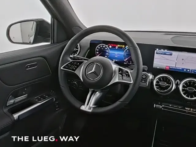 Mercedes-Benz GLB 200