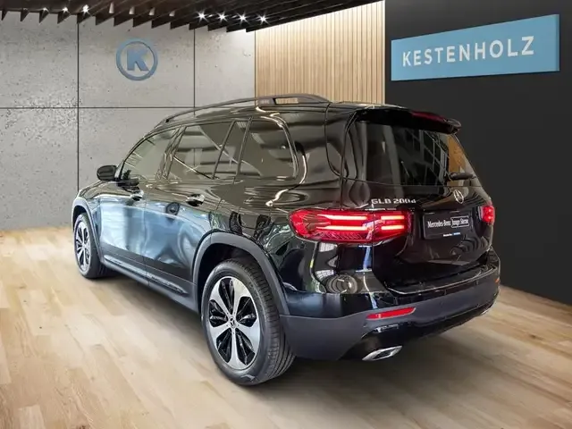 Mercedes-Benz GLB 200