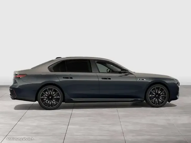 BMW 760