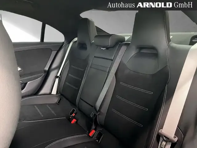 Mercedes-Benz CLA 220