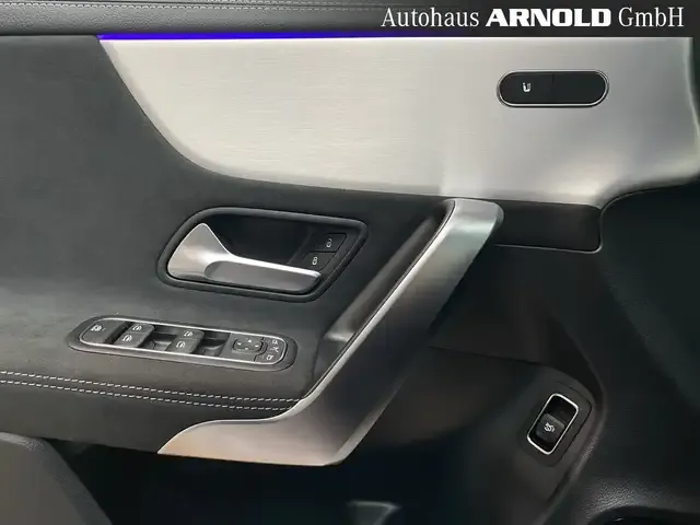 Mercedes-Benz CLA 220