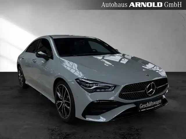 Mercedes-Benz CLA 220