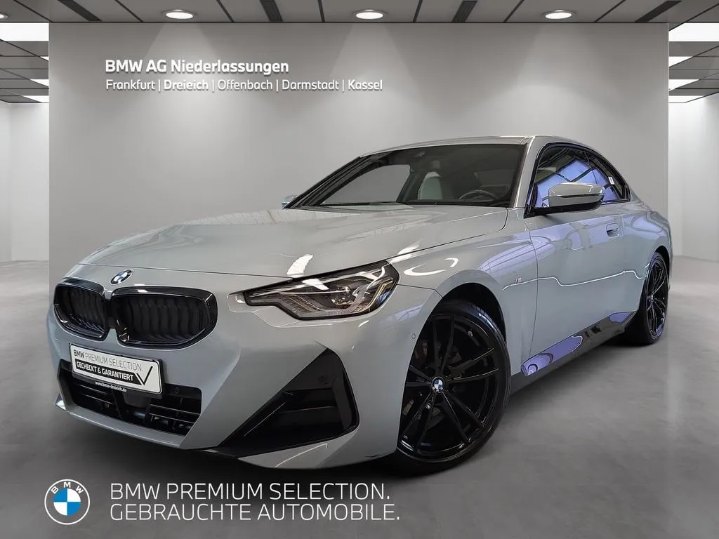 BMW 220