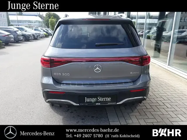Mercedes-Benz EQB 300