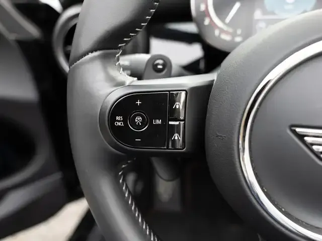 MINI John Cooper Works Cabrio