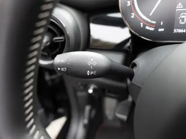 MINI John Cooper Works Cabrio