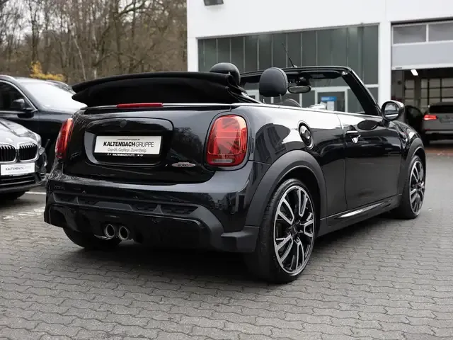MINI John Cooper Works Cabrio