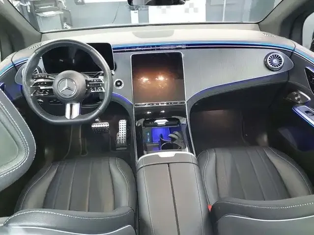 Mercedes-Benz EQE SUV