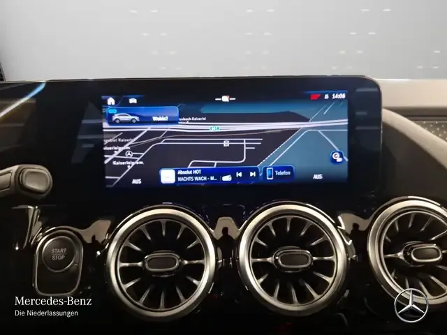 Mercedes-Benz EQA 300