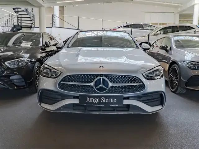 Mercedes-Benz C 220
