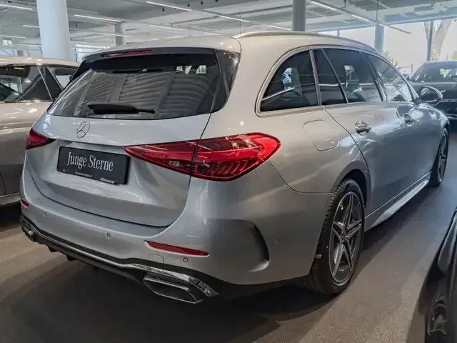 Mercedes-Benz C 220