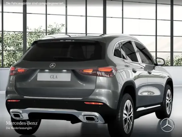 Mercedes-Benz GLA 220