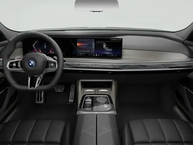 BMW 750