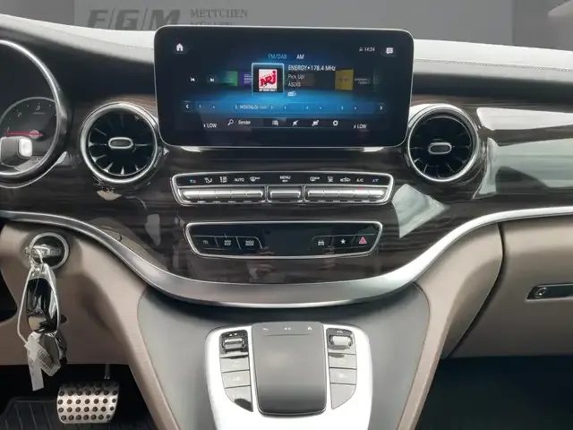 Mercedes-Benz V 300