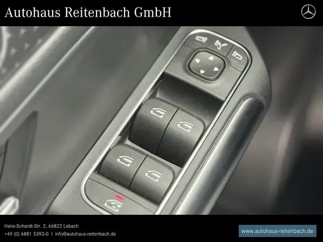 Mercedes-Benz GLA 180