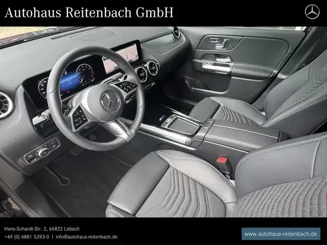 Mercedes-Benz GLA 180