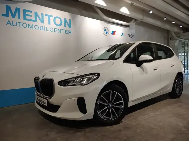 BMW 218