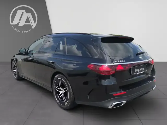 Mercedes-Benz E 220