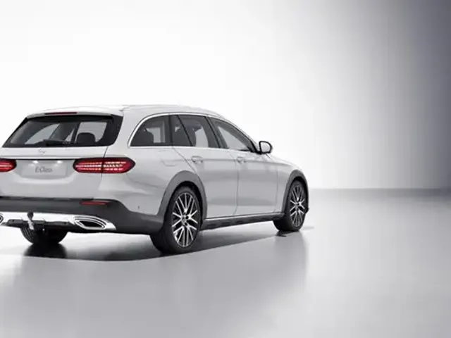 Mercedes-Benz E 400