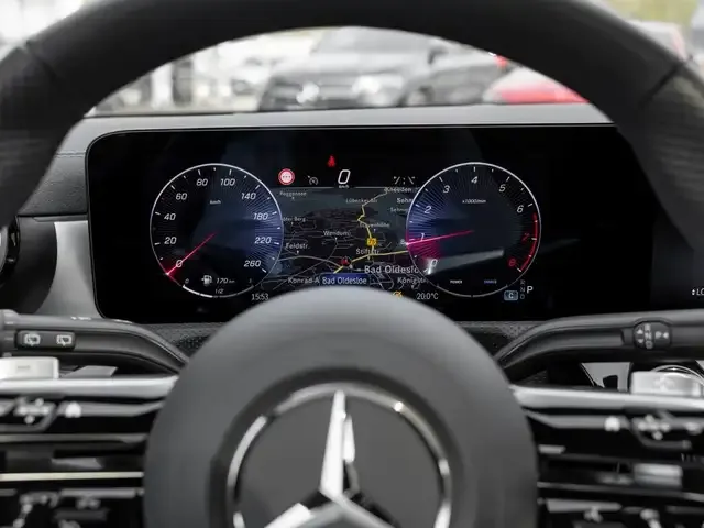 Mercedes-Benz CLA 180