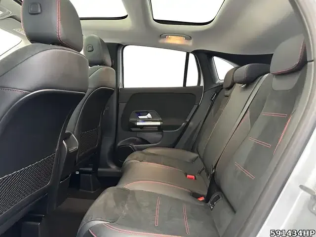 Mercedes-Benz GLA 250
