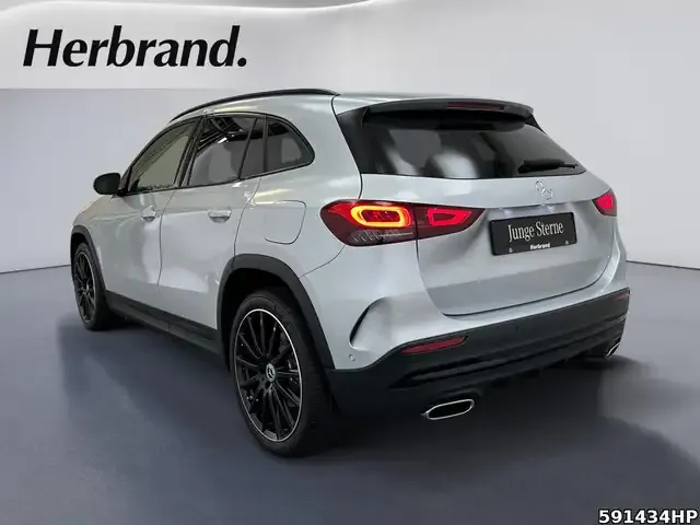 Mercedes-Benz GLA 250