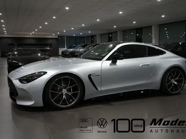 Mercedes-Benz AMG GT