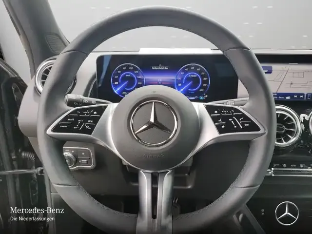 Mercedes-Benz EQB 250