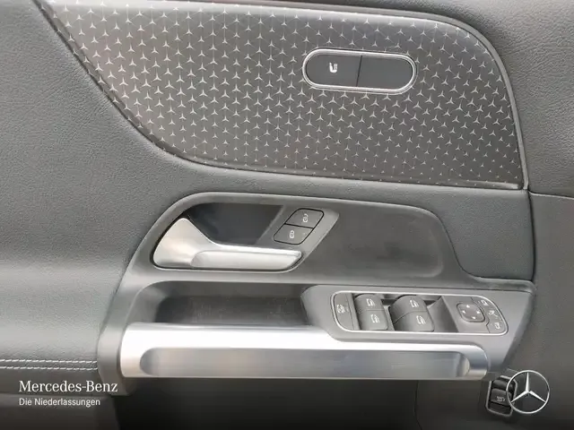 Mercedes-Benz EQB 250