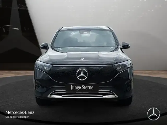 Mercedes-Benz EQB 250