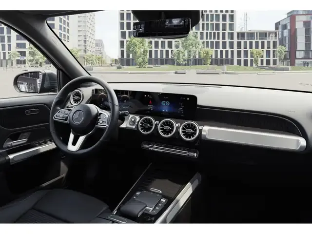 Mercedes-Benz EQB 250