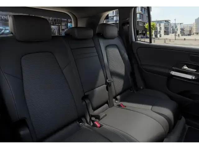 Mercedes-Benz EQB 250